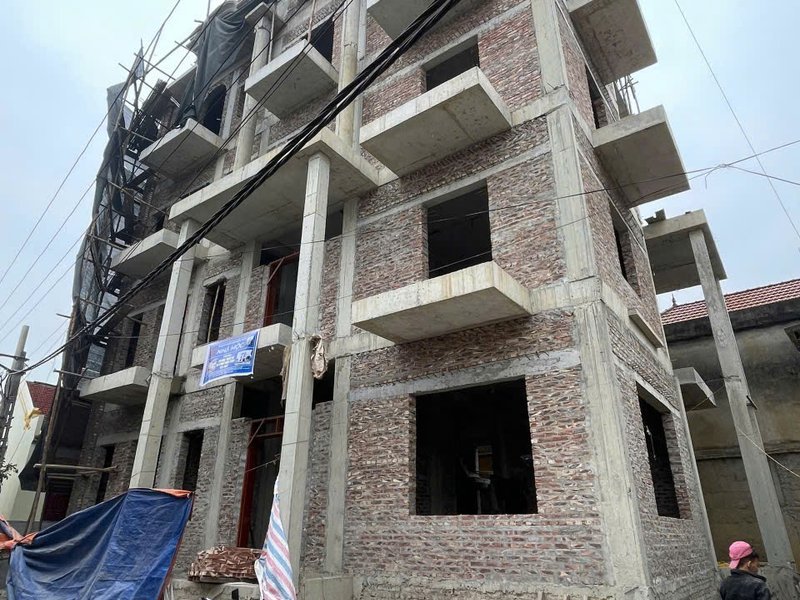Khung cột dầm bê tông giai đoạn thô tại công trình biệt thự Dương Liễu, Hoài Đức — Nhà Mộc thi công